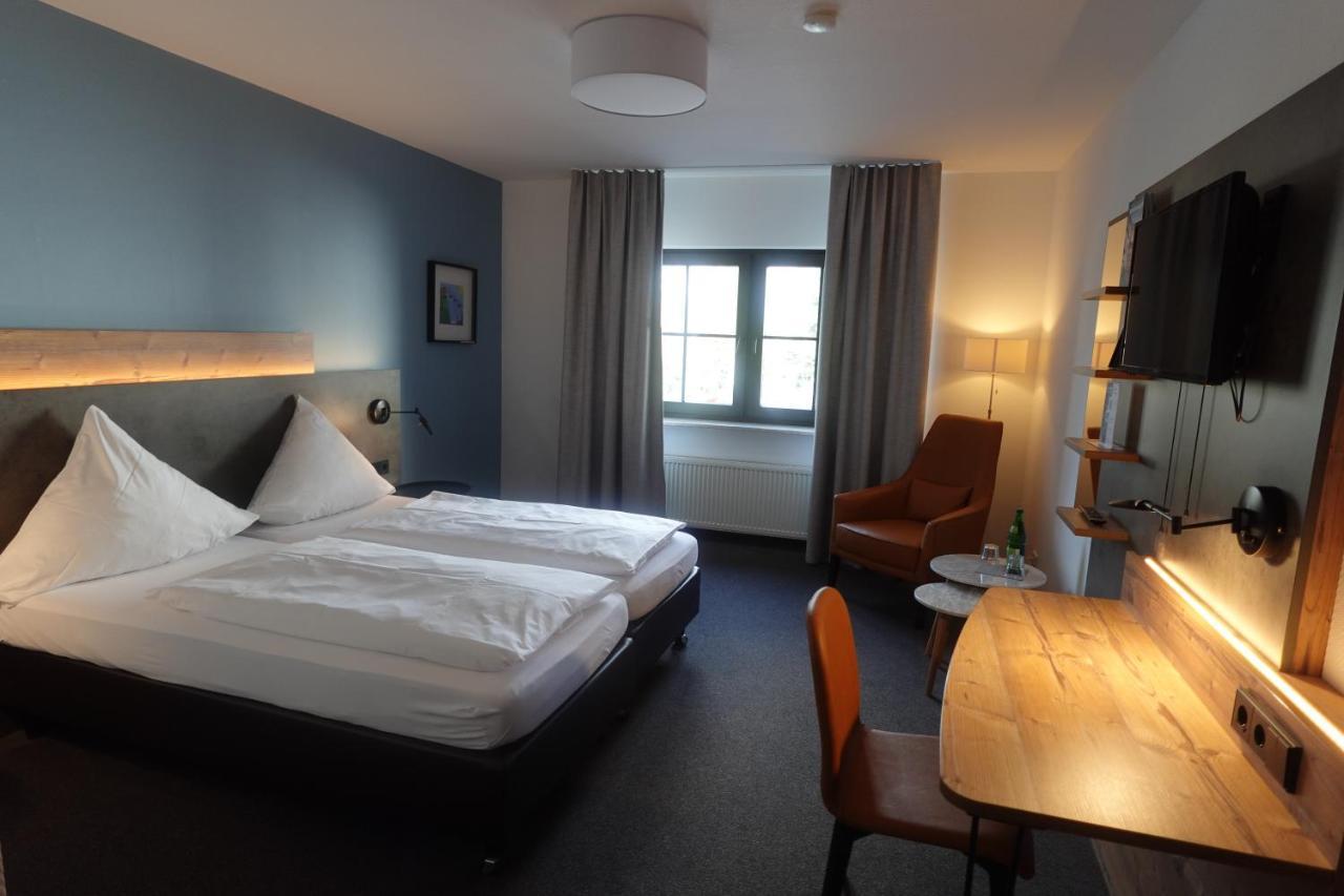 Hotel & Weinhaus Zum Schwarzen Baeren Koblenz  Dış mekan fotoğraf